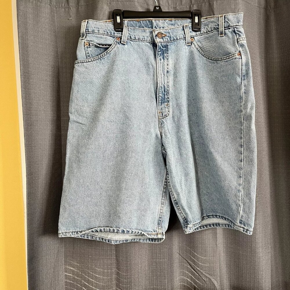 ✅ VTG Y2K Levi’s Mens 560 Denim Jeans Shorts‎  38 x 11 Loose Fit Made USA GUC